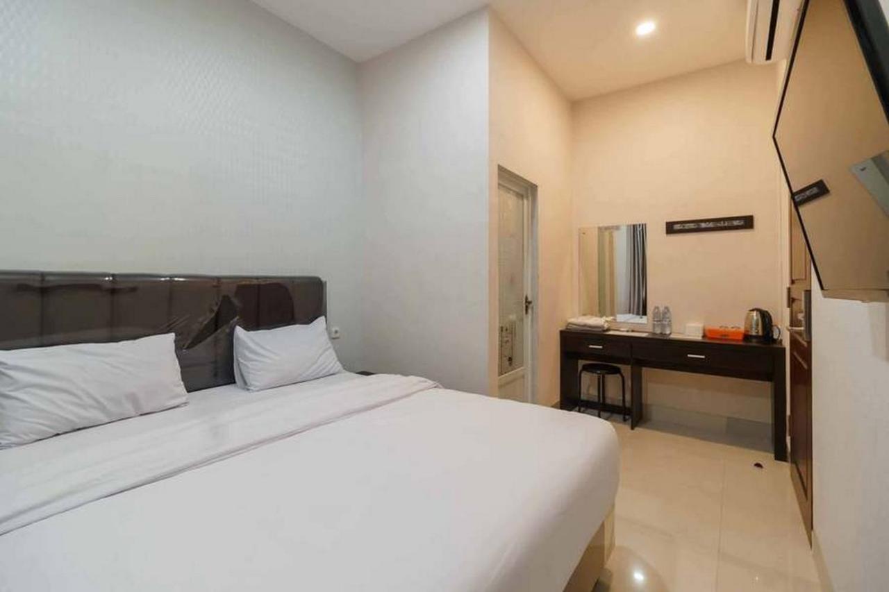 Reddoorz At Seindo Hotel Medan Sunggal エクステリア 写真