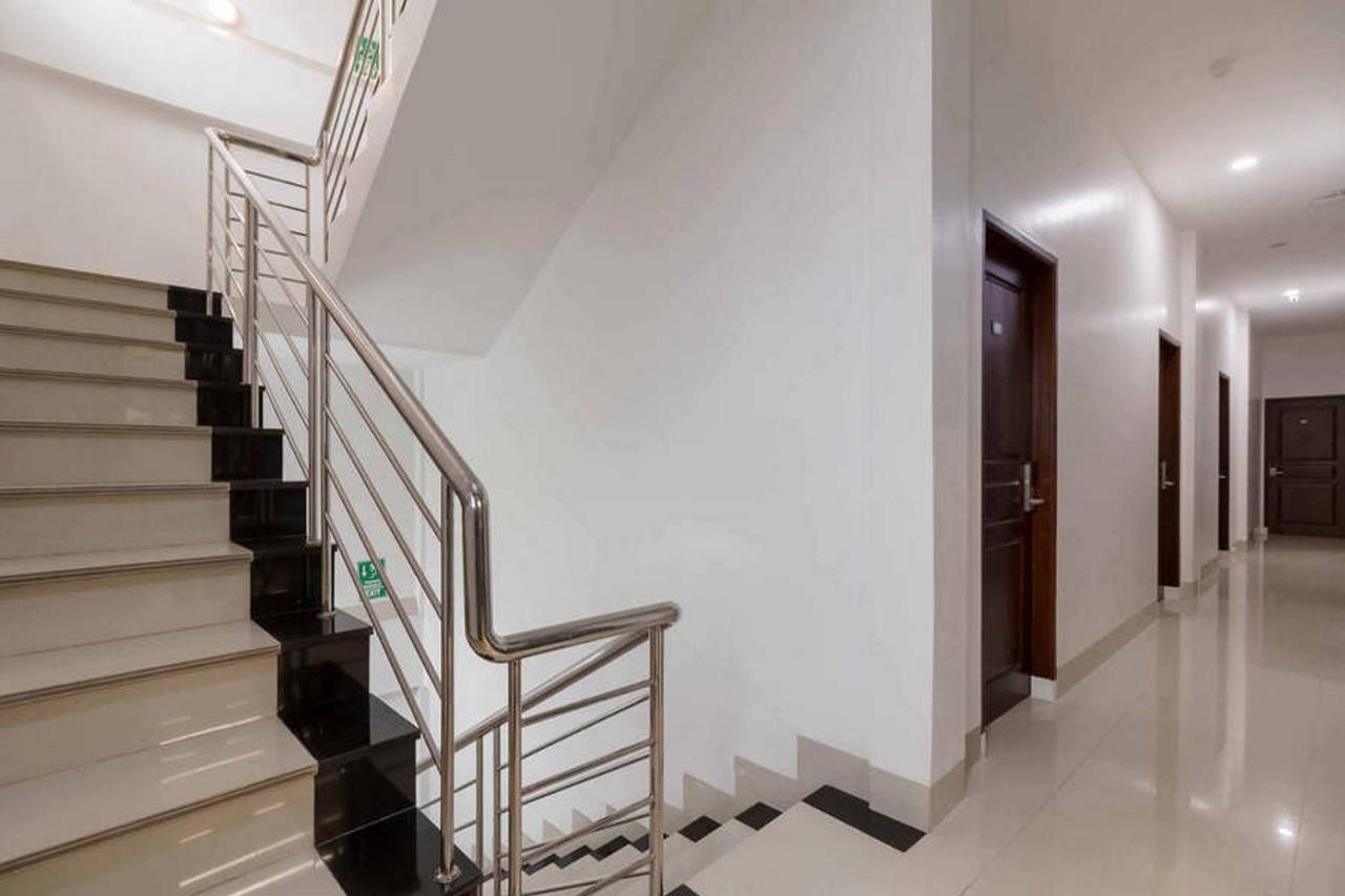 Reddoorz At Seindo Hotel Medan Sunggal エクステリア 写真