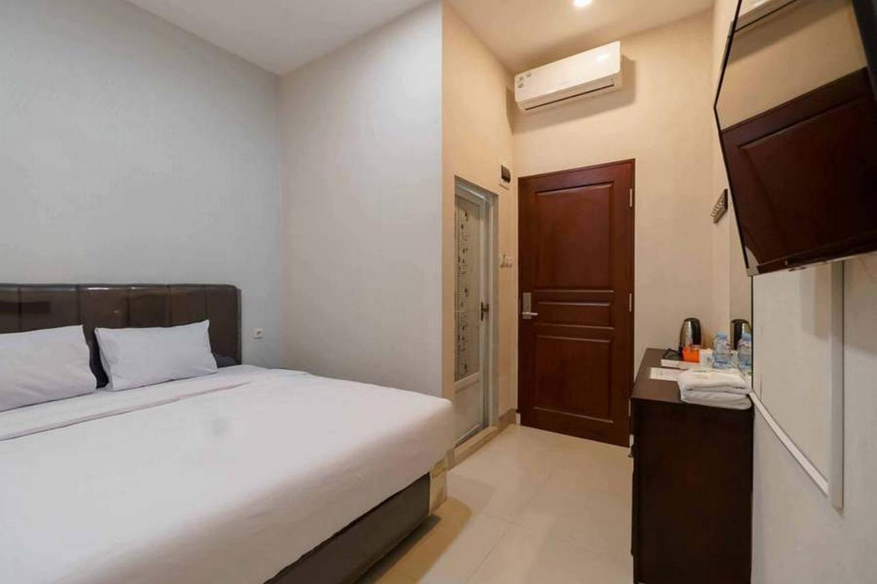 Reddoorz At Seindo Hotel Medan Sunggal エクステリア 写真