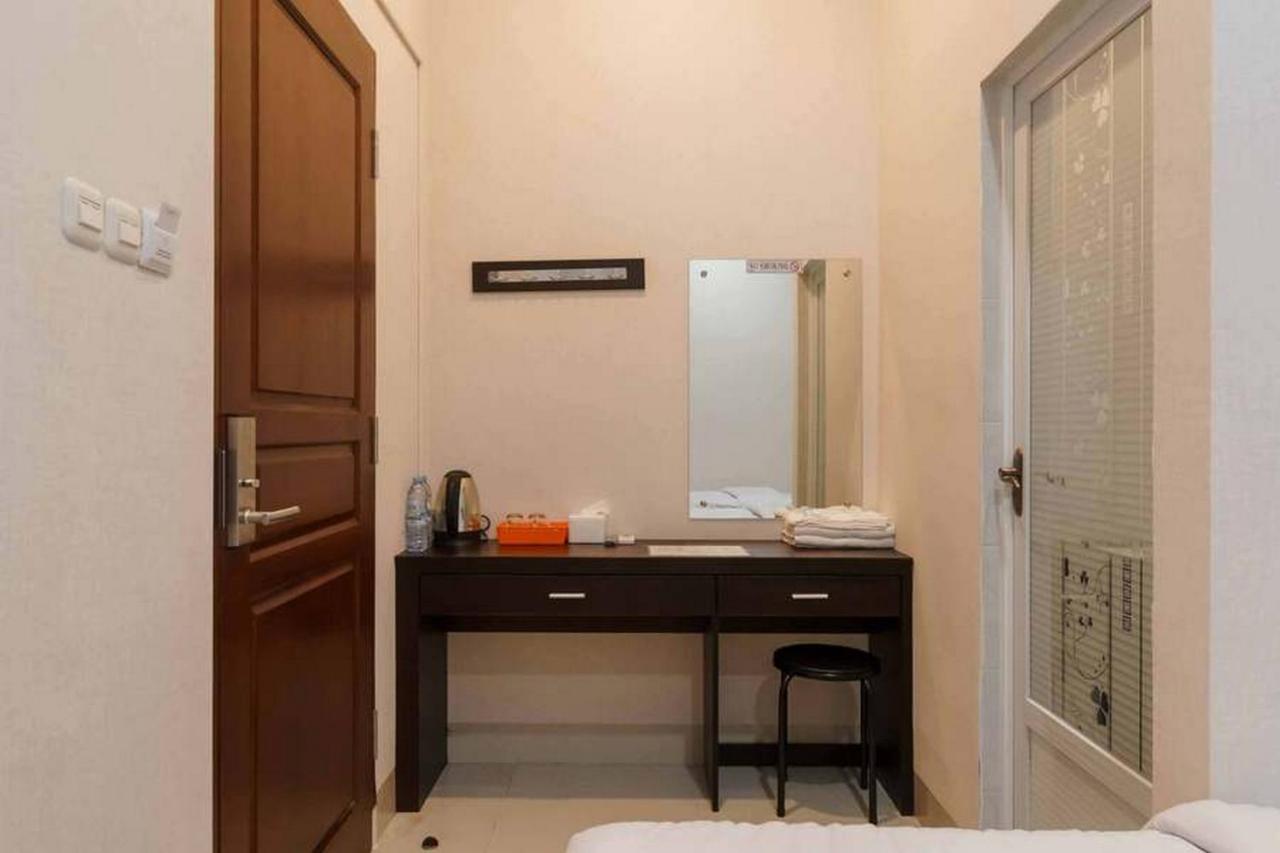 Reddoorz At Seindo Hotel Medan Sunggal エクステリア 写真