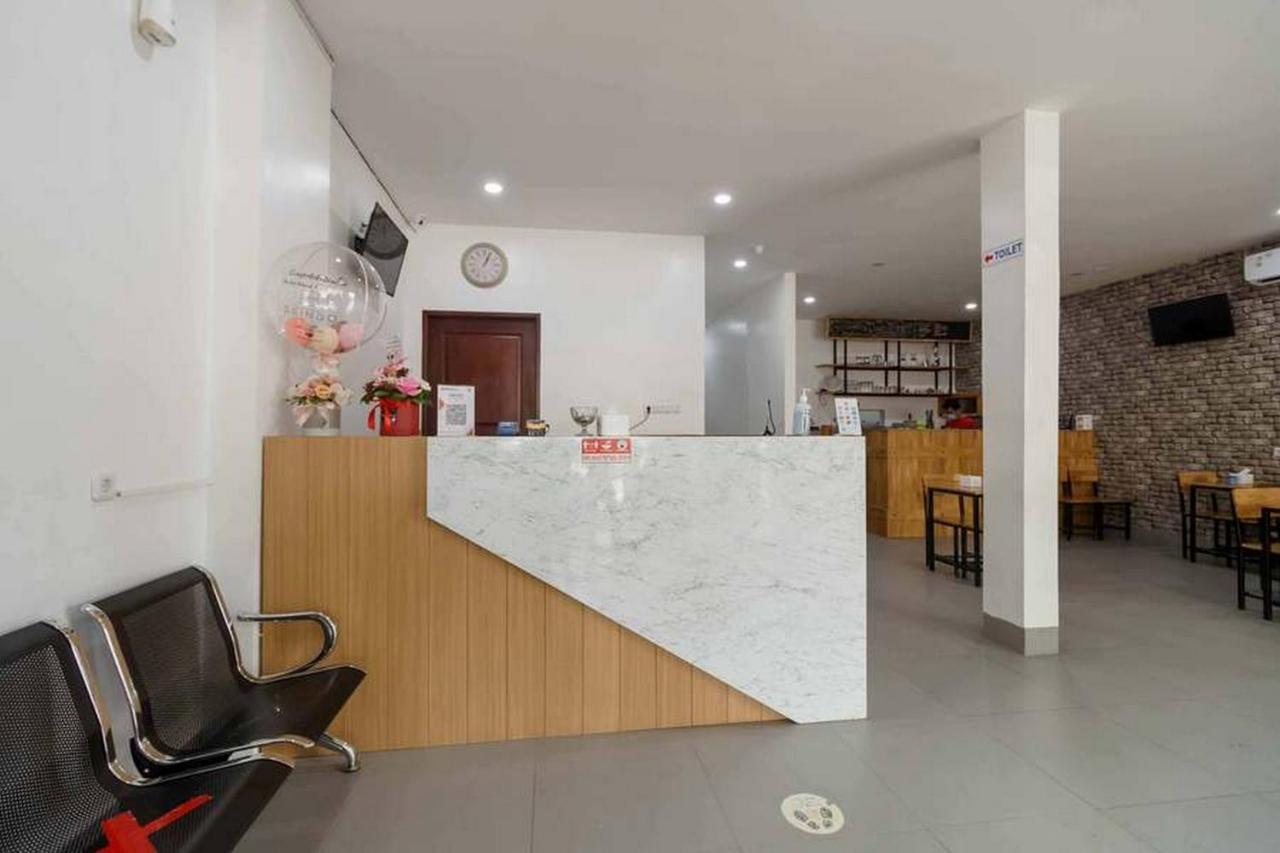 Reddoorz At Seindo Hotel Medan Sunggal エクステリア 写真